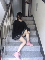 001