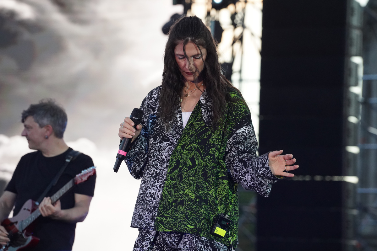 夏天过去咯,不能愉快的玩水啦!