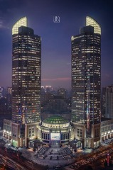 左右