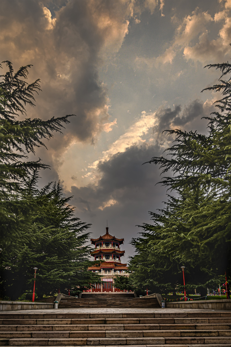 秋日夕阳下的高密市凤凰公园(3) - 长焦距 - 图虫