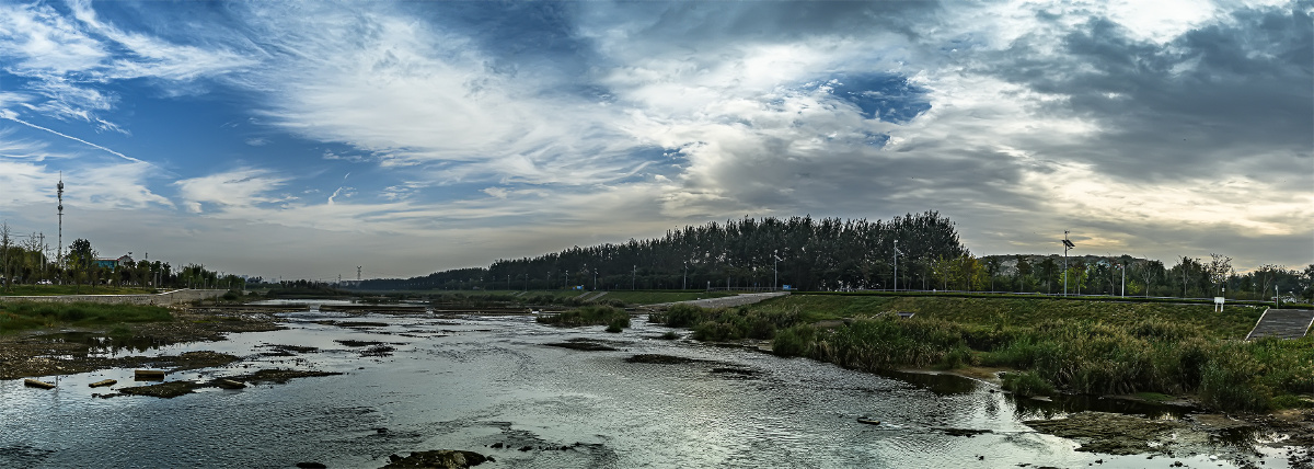 秋日青岛墨水河