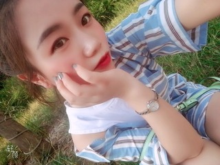 1470457