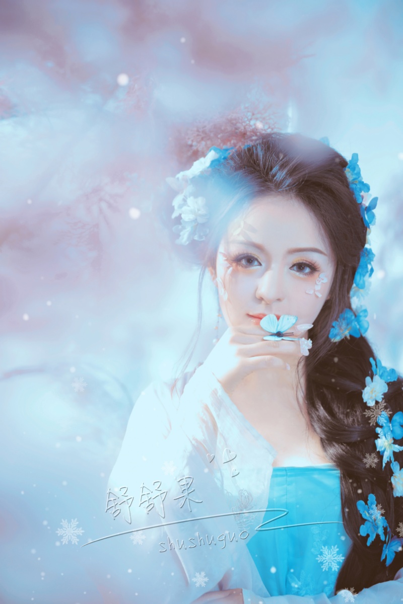 霜花妆造曦冉摄影佐浦