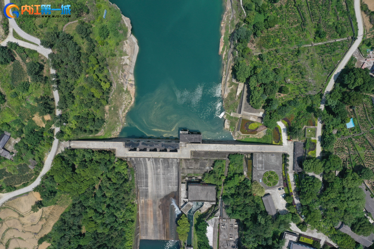 威远葫芦口水库很漂亮