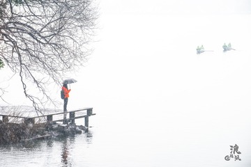 暴雪中遥望2