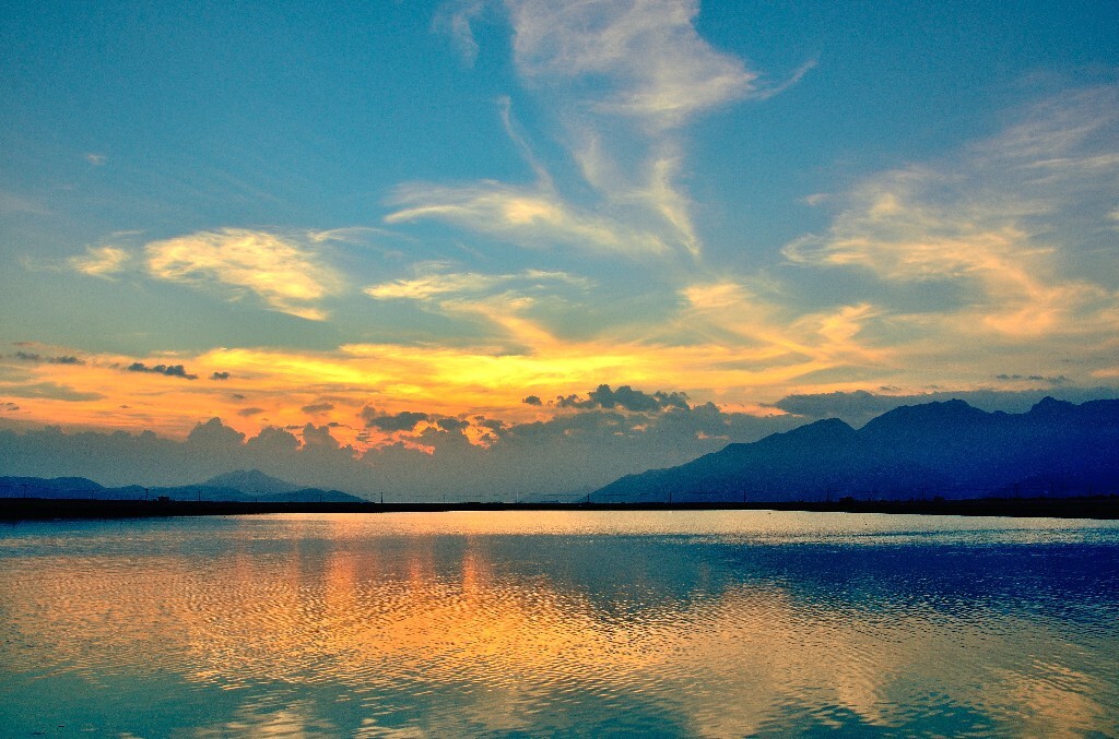 夕阳易逝,足以惊艳。