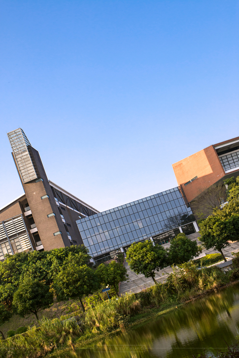 广轻南海校区图书馆