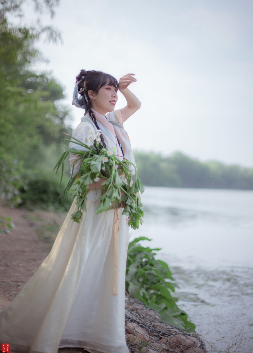 汉服写真农家女出镜