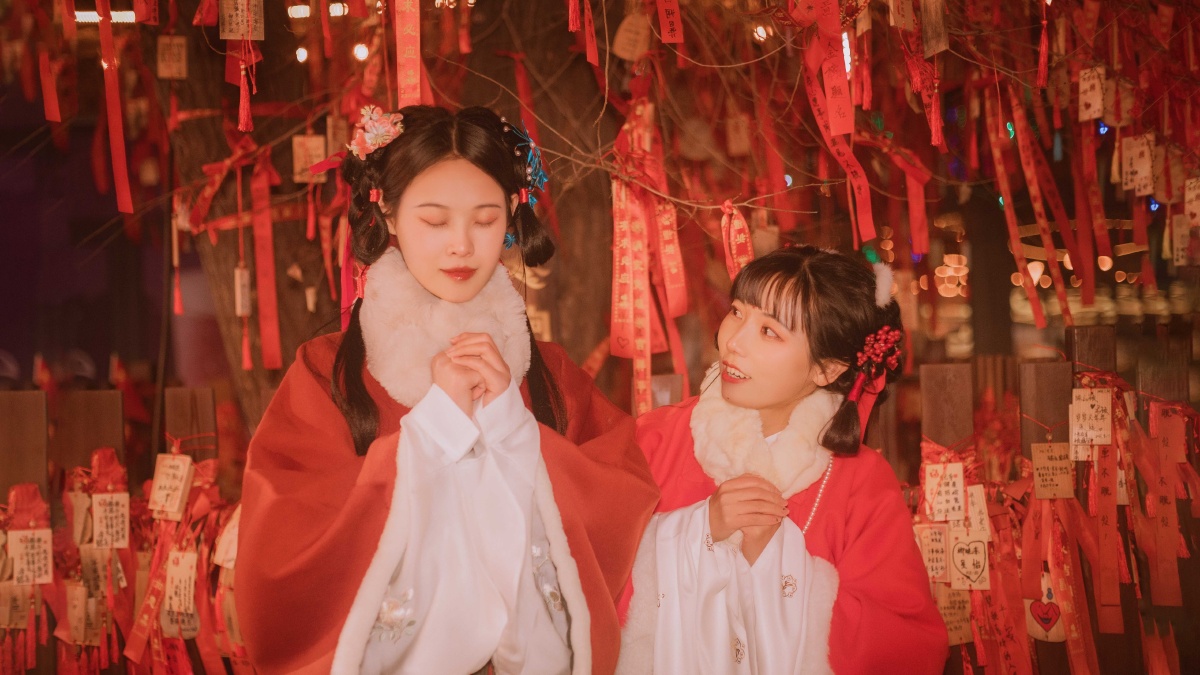 汉服闺蜜写真元宵节67去年元夜时花市灯如昼月上柳梢头人约黄昏后