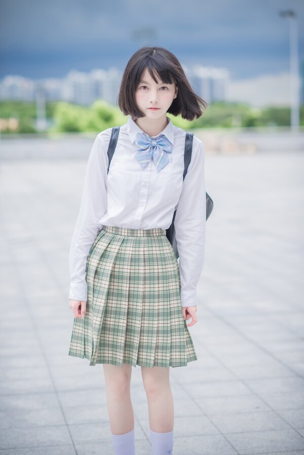 池田七帆无死角美女 歌罢