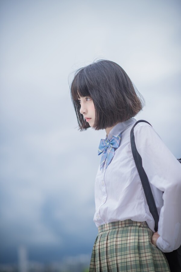 池田七帆无死角美女 歌罢
