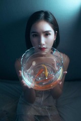 001