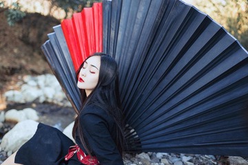 001