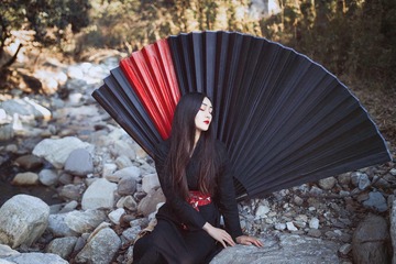 001