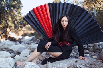 001
