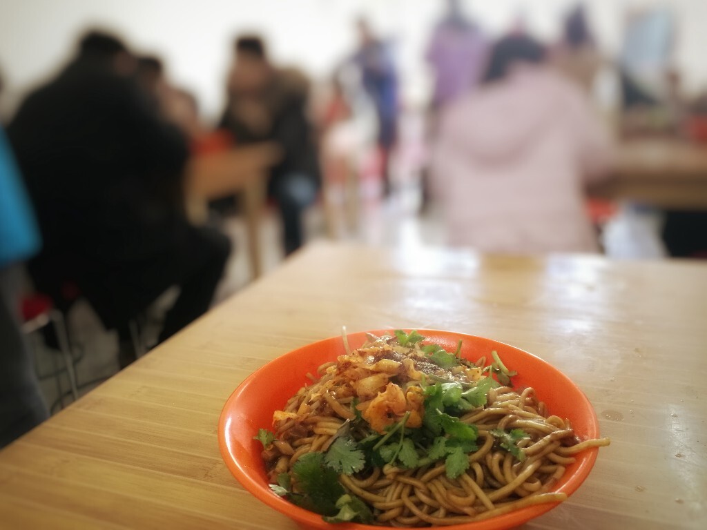怎能少了热干面。